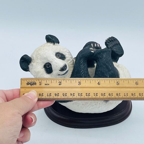 Vintage Lenox Smithsonian Institute PANDA Bear Fine Porcelain Figurine & Base - Picture 7 of 8